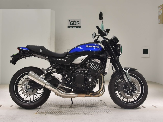 Kawasaki Z900RS 2024