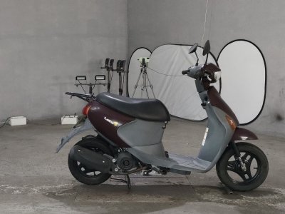 Suzuki LETS4