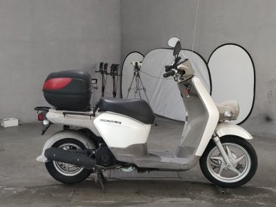 Honda BENLY50 2012