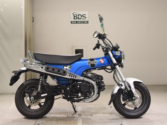 Honda DAX125 2022