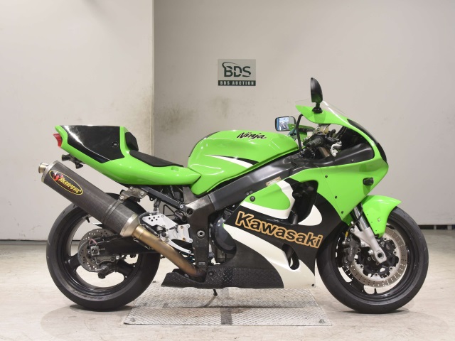 Kawasaki ZX-7R 2001