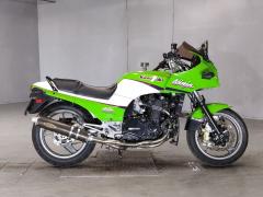Kawasaki GPZ900R 1999