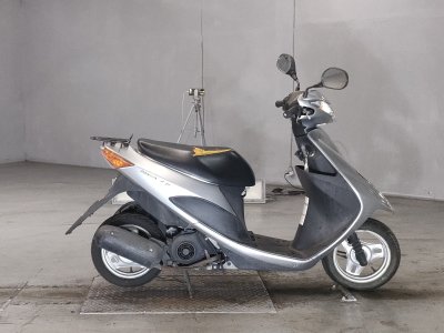 Suzuki ADDRESS V50