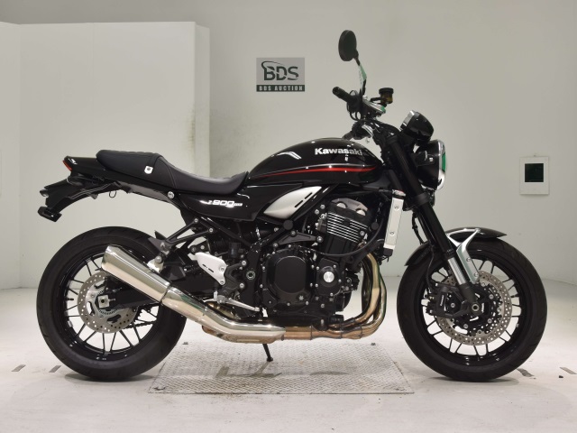 Kawasaki Z900RS 2023