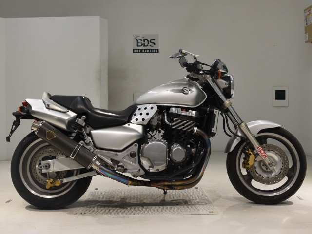 Honda X4 1998