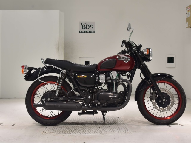 Kawasaki W800 2012