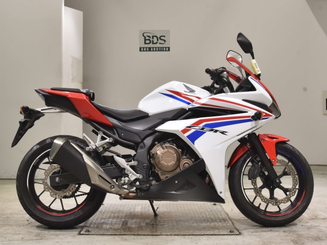 Honda CBR400R 2016