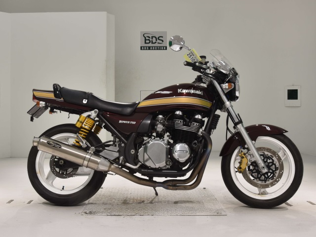 Kawasaki ZEPHYR750 2005