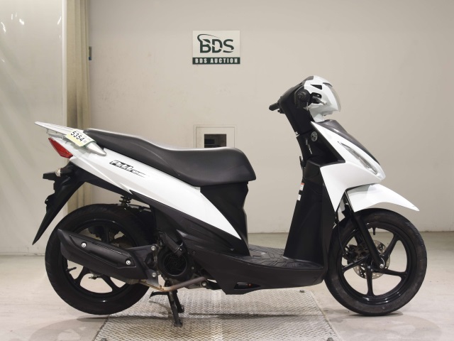 Suzuki ADDRESS V110