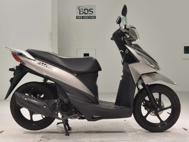 Suzuki ADDRESS V110
