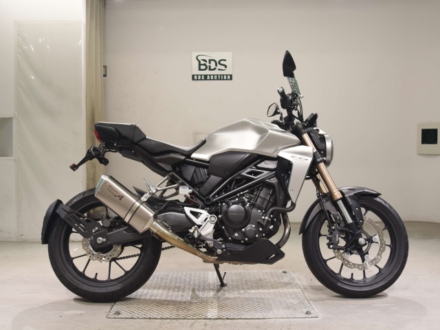 Honda CB250R 2019