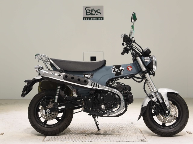 Honda DAX125 2022