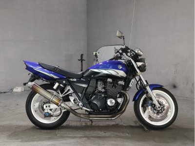 Yamaha XJR400 2004