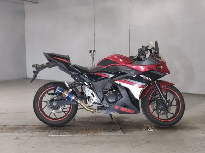 Suzuki GSX250R