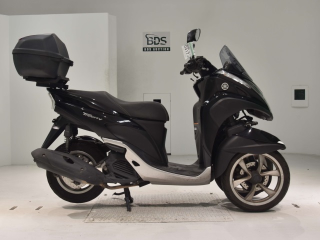 Yamaha TRICITY MW125 2015