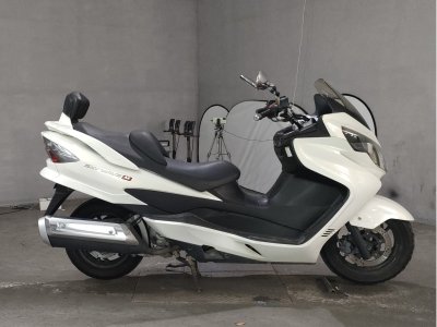 Suzuki SKYWAVE 250M 2010