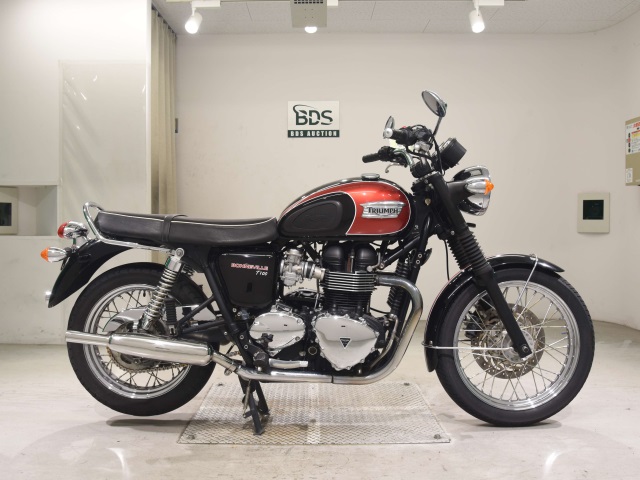 Triumph BONNEVILLE T100 2014