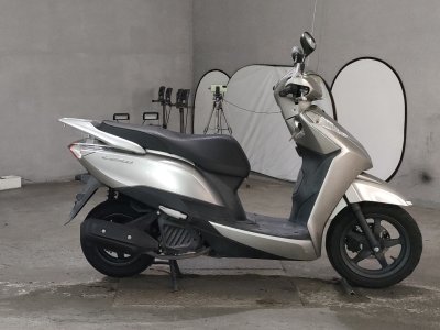 Honda LEAD125 2013