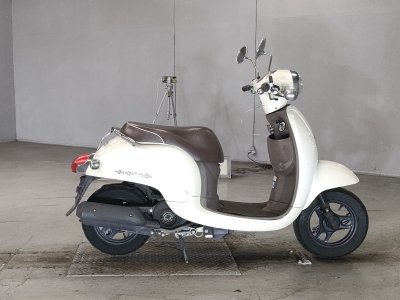Honda GIORNO 2011