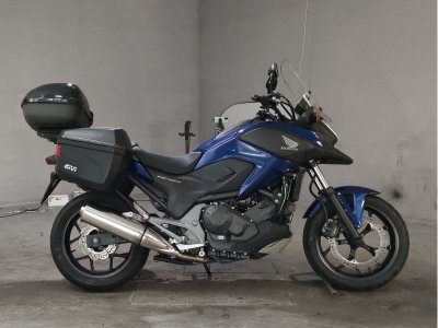 Honda NC750X 2016