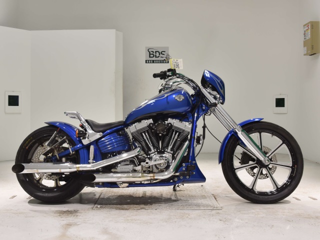 HD ROCKER C FXCWC1580 2009