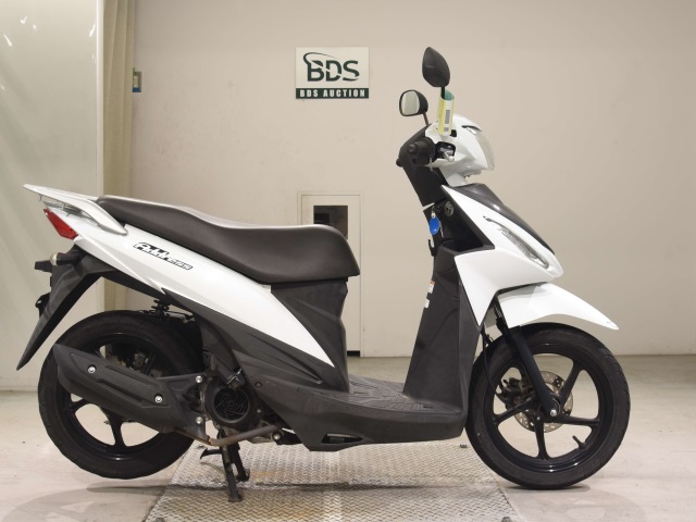 Suzuki ADDRESS V110