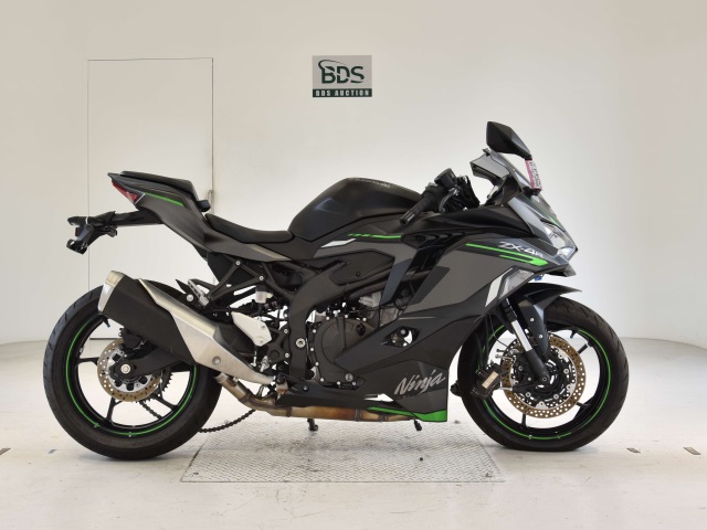 Kawasaki ZX-4R 2024