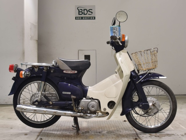Honda C90 2005