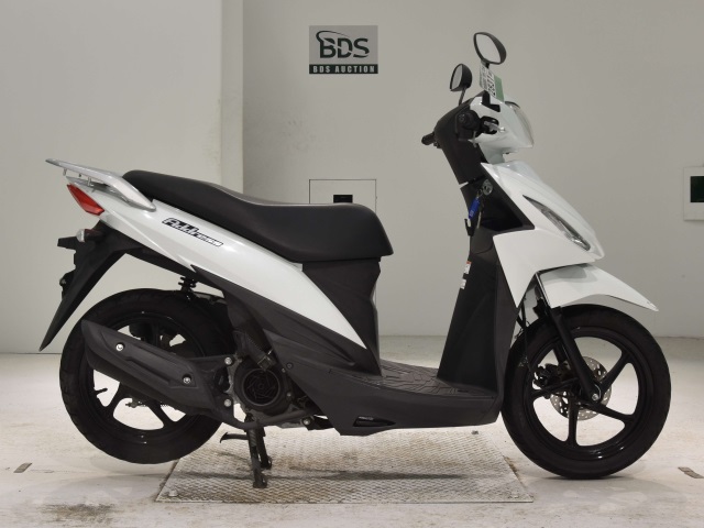 Suzuki ADDRESS V110