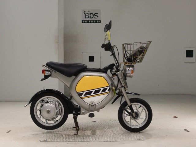 Yamaha EC-02 2005