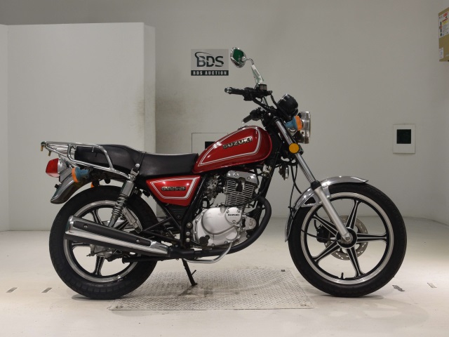 Suzuki GN125-2F 2012