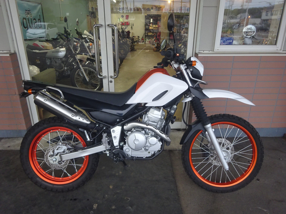 Yamaha SEROW XT250 2018