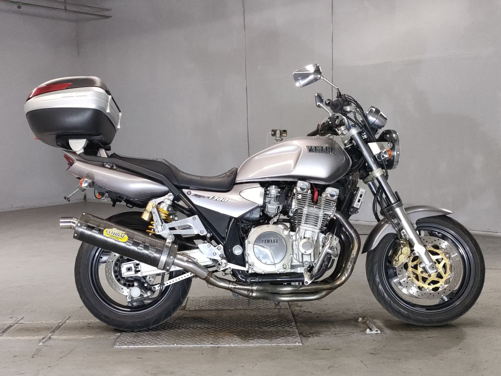 Yamaha XJR1300 1998