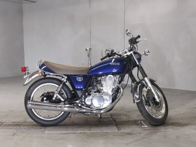 Yamaha SR400 2021