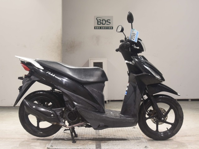 Suzuki ADDRESS V110