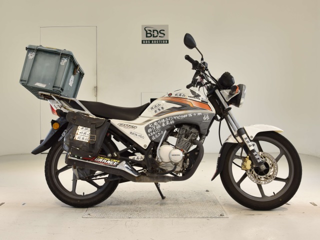 Honda CB125 2015