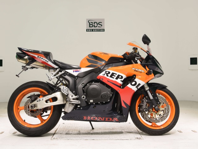 Honda CBR1000RR 2006