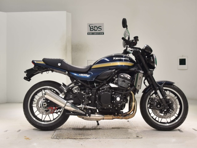 Kawasaki Z900RS 2023