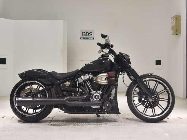 HD BREAKOUT FXBRS1870 2017