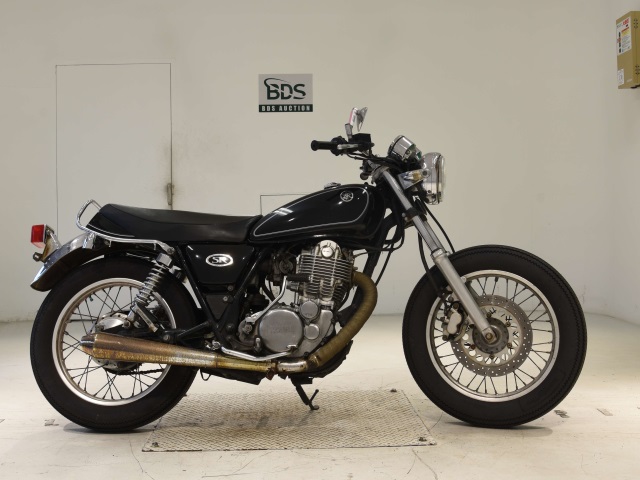 Yamaha SR400 2009