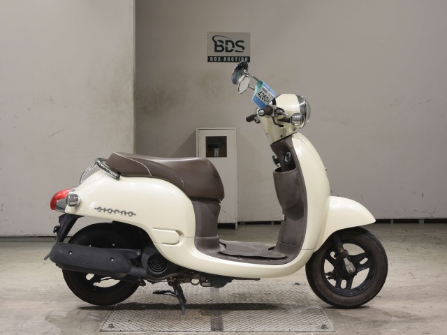 Honda GIORNO 2011