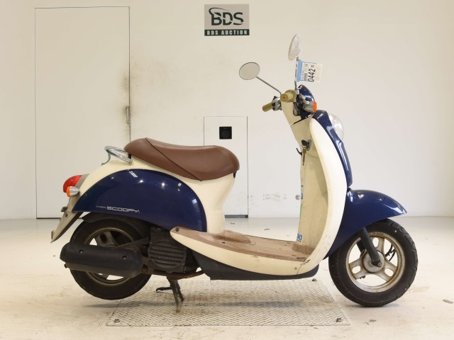 Honda SCOOPY50 2004