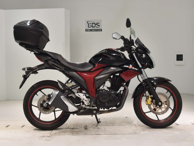 Suzuki GIXXER150