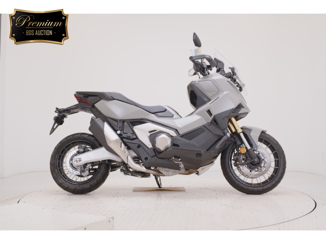 Honda X-ADV750 2025