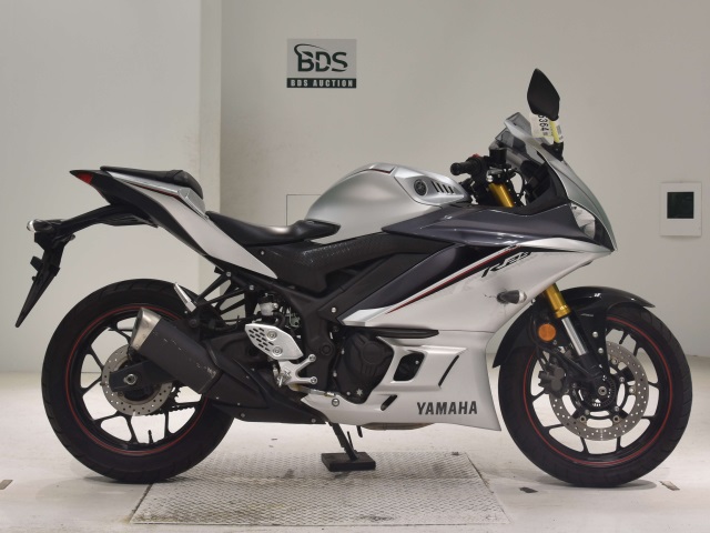 Yamaha YZF-R25A 2020