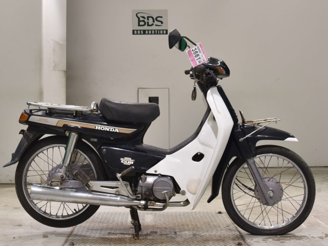Honda C100 1995