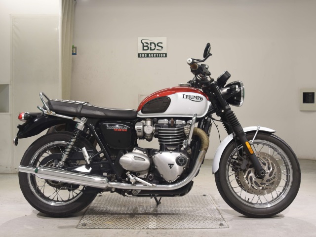 Triumph BONNEVILLE T120 2020