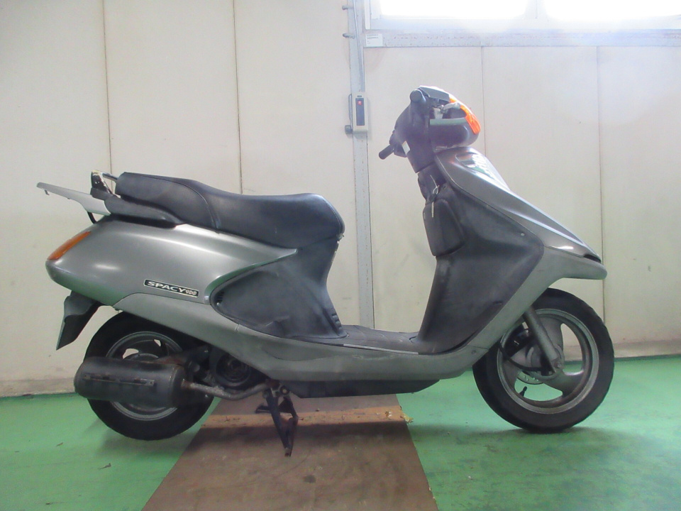 Honda SPACY100 2003