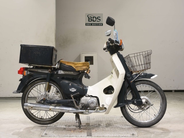 Honda C70 1993