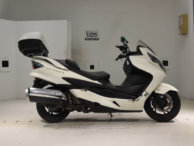 Suzuki SKYWAVE 250S